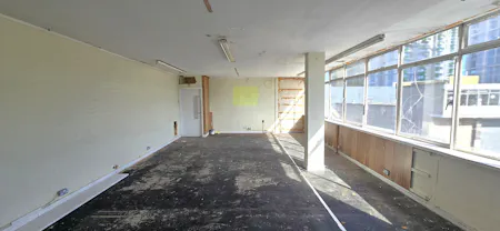 Unit 1, Unit 2 & Unit 3, Lyndean Industrial Estate, London, Industrial To Let - 20260408_160854 - Edited.jpg