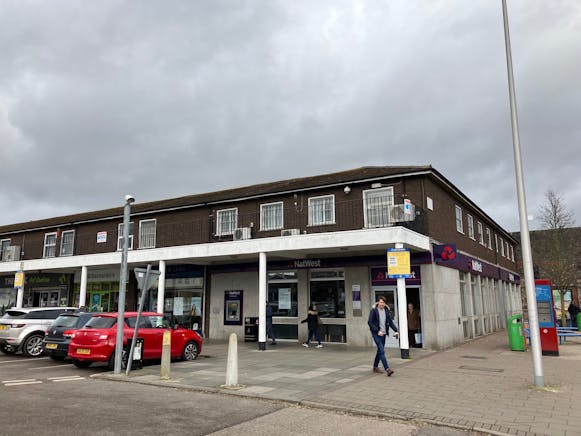 18 St Thomas Square, Cowick Street, Exeter, Retail To Let - Nat West Exeter pic.jpg