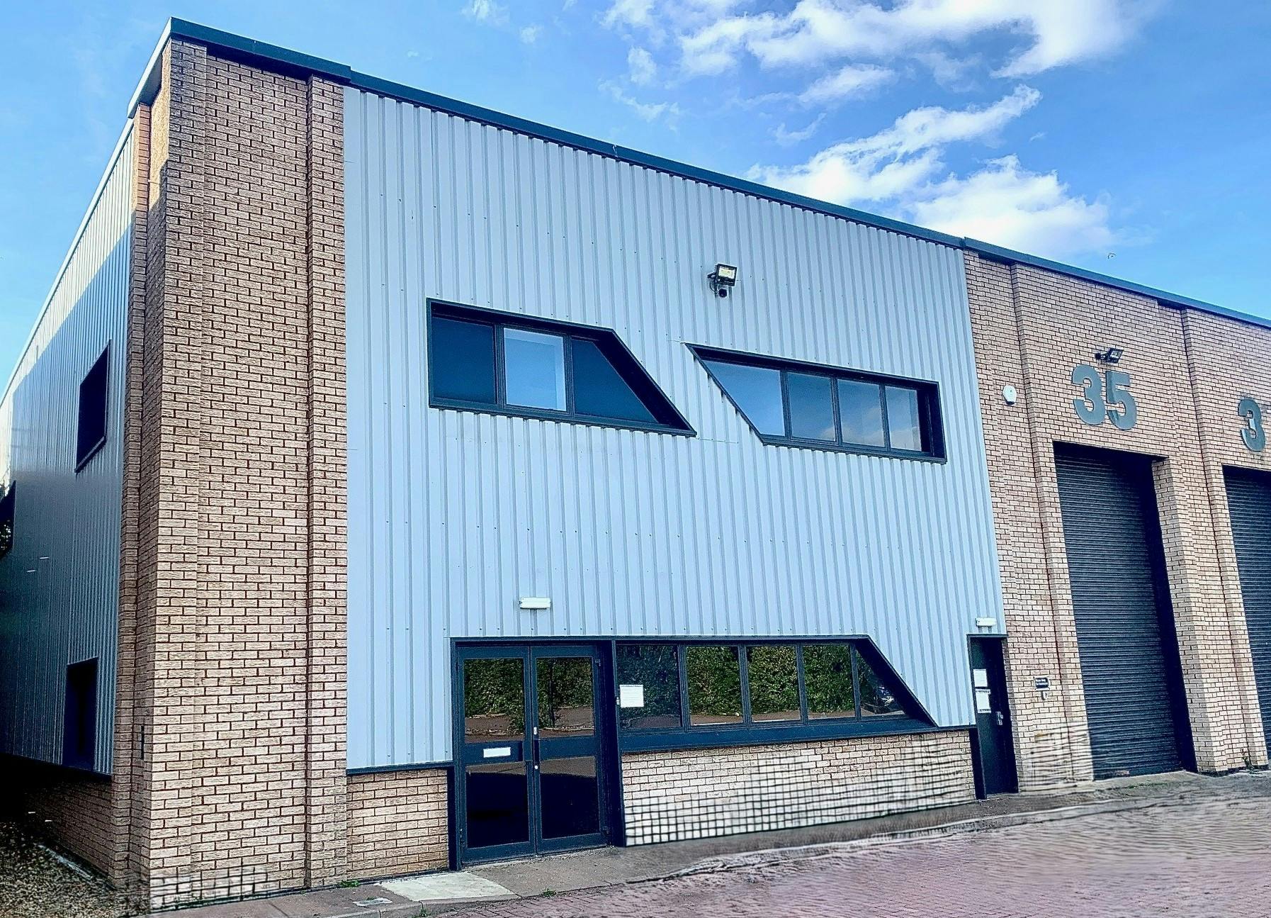 Unit 35, Cornwell Business Park, Northampton To Let - Side.jpg