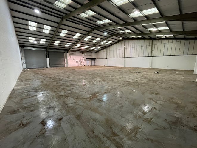 Unit 6 Multipark Norcot, Reading, Industrial / Warehouse To Let - 2.jpg