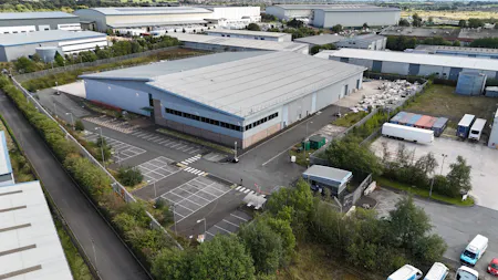 T86, Pilsworth Road, Heywood, Industrial/Logistics To Let - dji_fly_20260909_162904_0319_1788979172923_photo.jpg