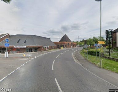 100 High Street, Alton To Let - Street View