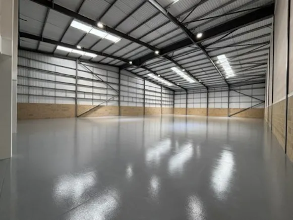 Unit 9, Hatch Industrial Park, Basingstoke, Industrial To Let - Picture3.jpg