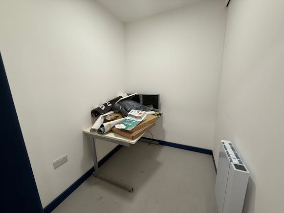 Rear of Unit 5, Orwell Business Park,, Ipswich, Industrial To Let - Office.jpg