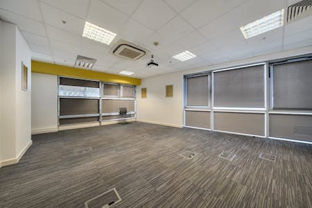 52-58 Commercial Road, London, Office To Let / For Sale - 13595352268d4323f47dbcARW1.jpg
