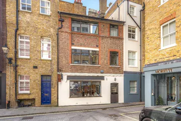 24 Masons Yard, London, Office / Retail For Sale - Industry news (16).jpg
