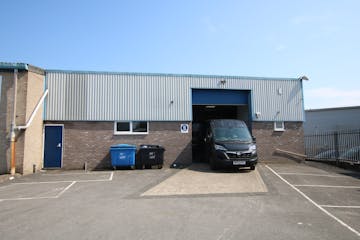 Unit 5 Didcot Road, Poole, Industrial & Trade To Let - IMG_1306.JPG