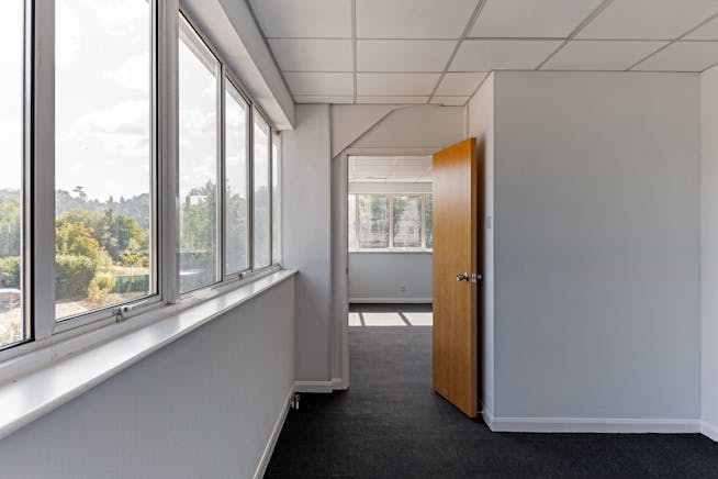 DB Marine Building, Ferry Lane, Cookham on Thames, Offices To Let - 95149_D B Marine Cookham Bridge 24.jpg