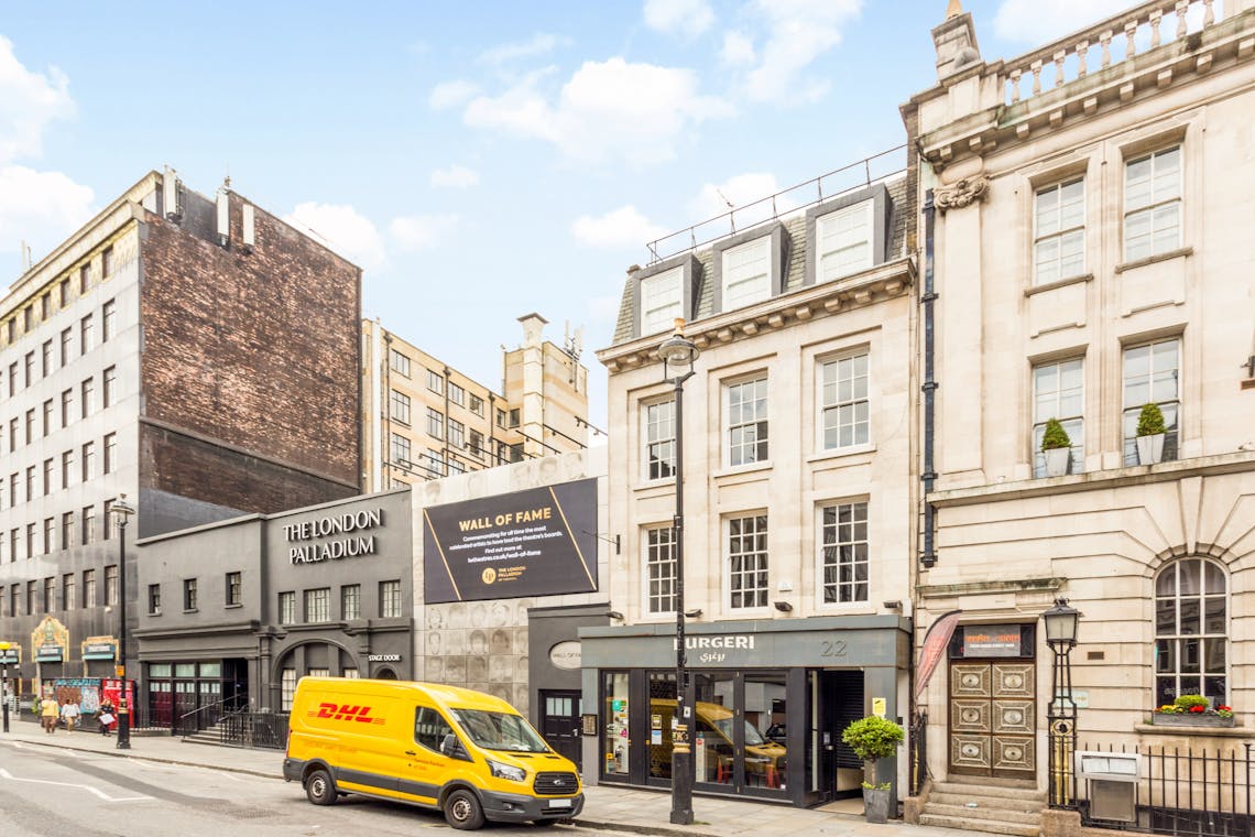 Photo External Great Marlborough St 22 1st Flr 06Jul2020 2.jpg 22 Great Marlborough Street, London, Office To Let - Photo External Great Marlborough St 22 1st Flr 06Jul2020 2.jpg