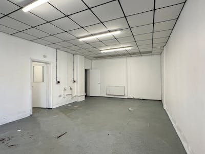 Unit 17 Britannia Estate, Leagrave Road, Luton, Industrial / Industrial/Logistics To Let - IMG_7444.JPG