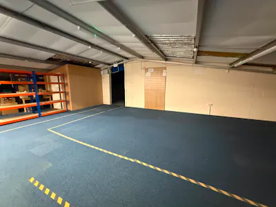 Unit 17, Newlands End, Basildon, Industrial To Let - WhatsApp Image 2026-08-27 at 1.22.02 PM (2).jpeg