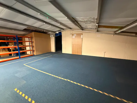 Unit 17, Newlands End, Basildon, Industrial To Let - WhatsApp Image 2026-08-27 at 1.22.02 PM (2).jpeg