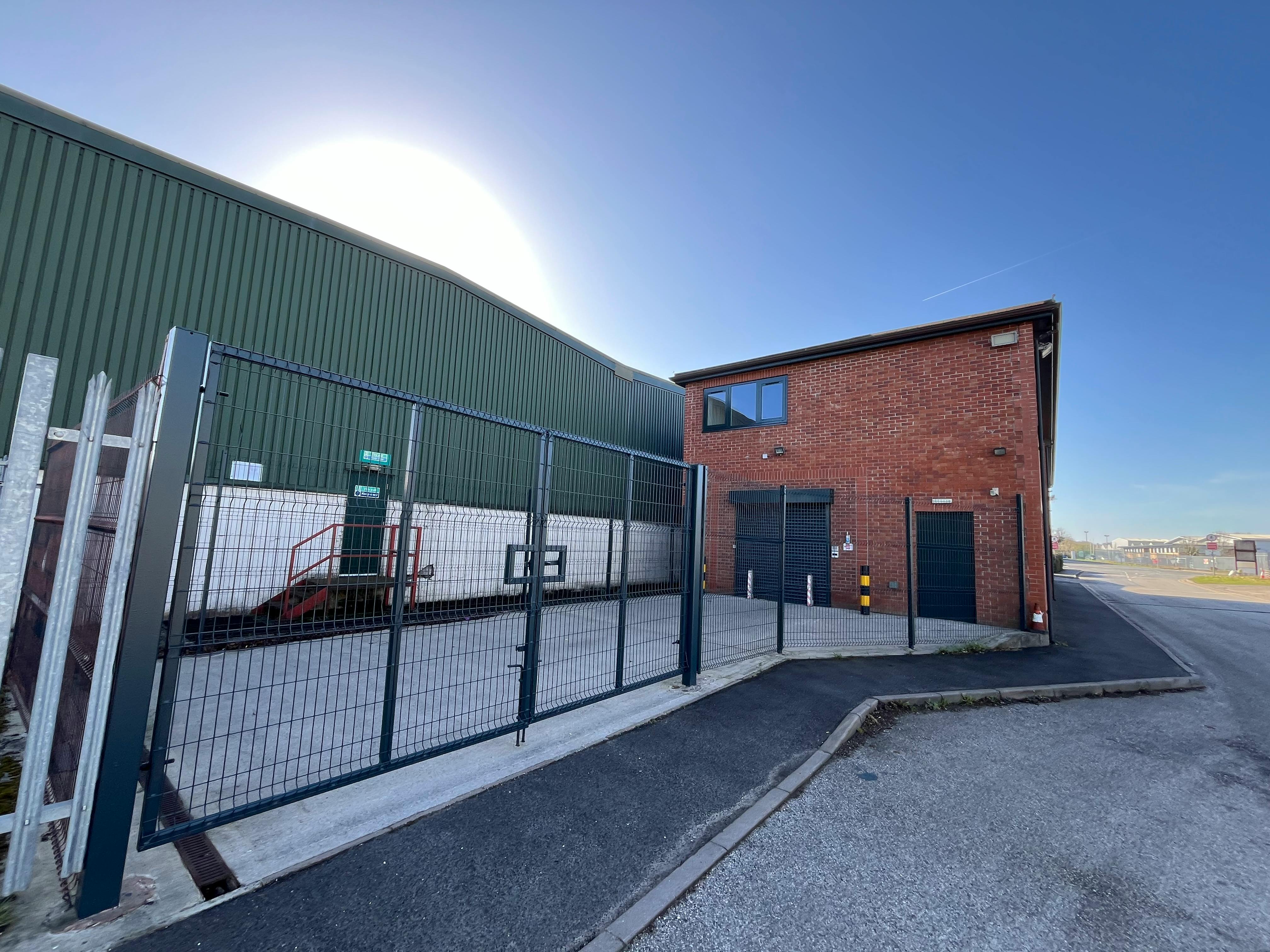Unit 18, Macclesfield, Offices To Let - External 5