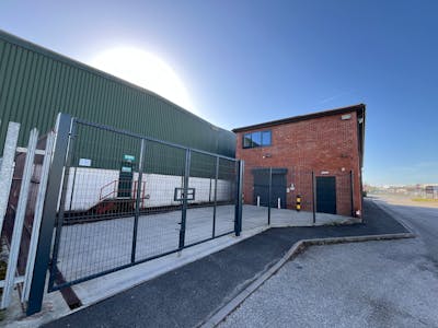 Unit 18, Macclesfield, Office To Let - External 5