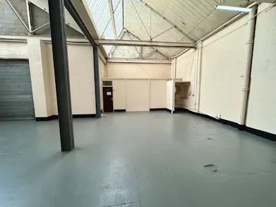 Unit 7a Britannia Estate, Leagrave Road, Luton, Industrial / Industrial/Logistics To Let - IMG_0275.jpeg