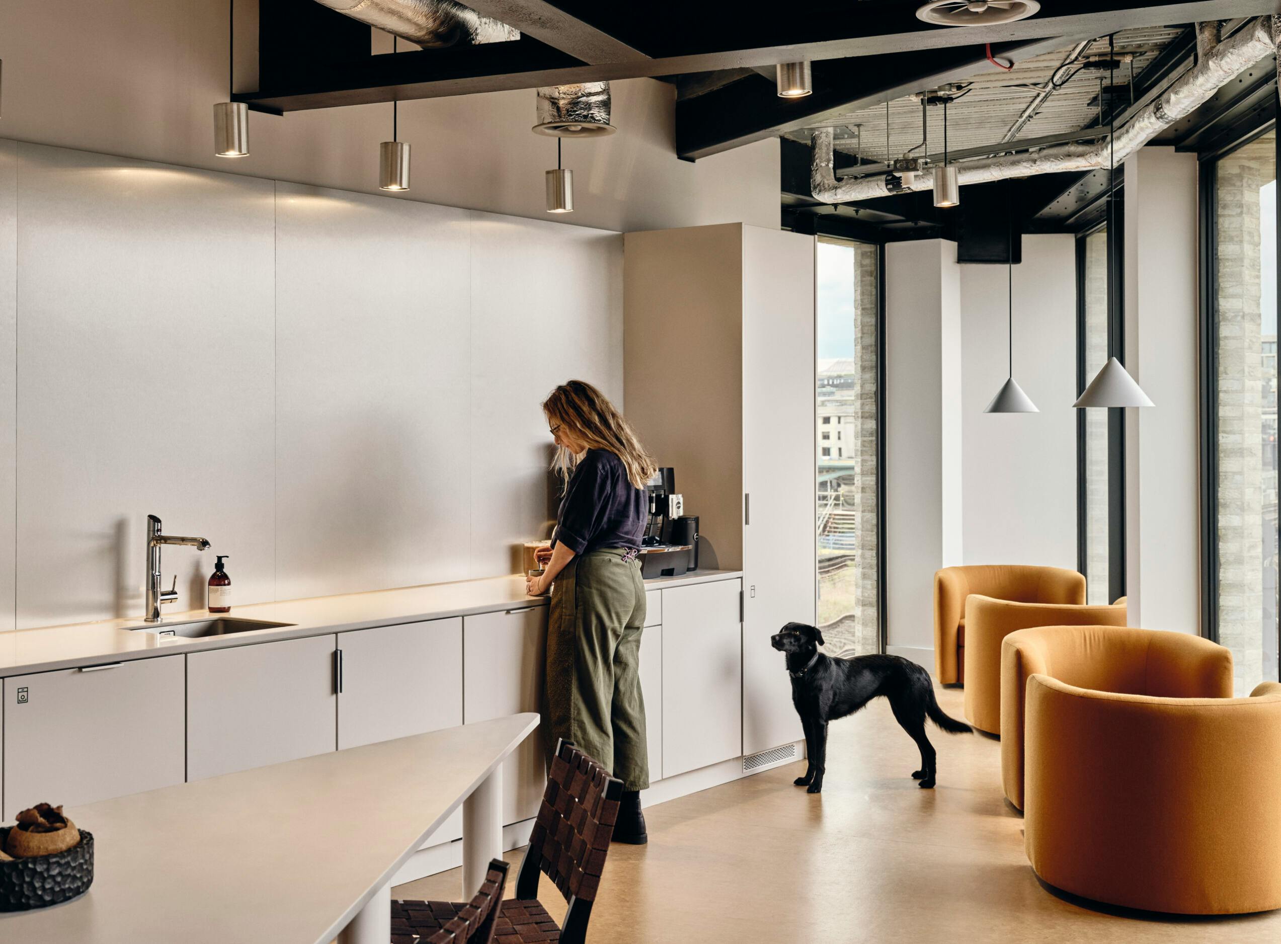 Office in London - photo 2