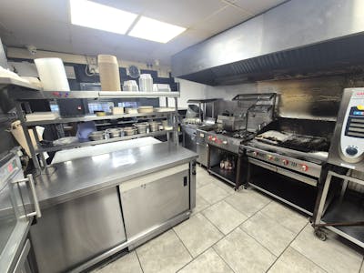 8-10 Rochdale Road, Oldham, Office / Retail For Sale - 20260213_144956.jpg