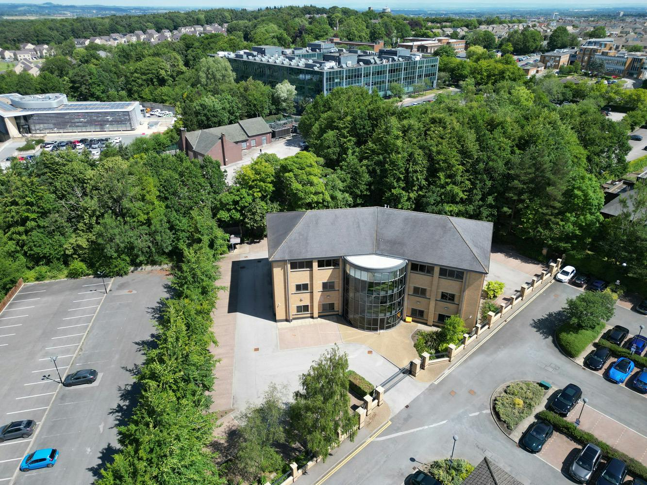 Cardale House, Cardale Court, Harrogate, Offices To Let / For Sale - DJI_0410.jpg