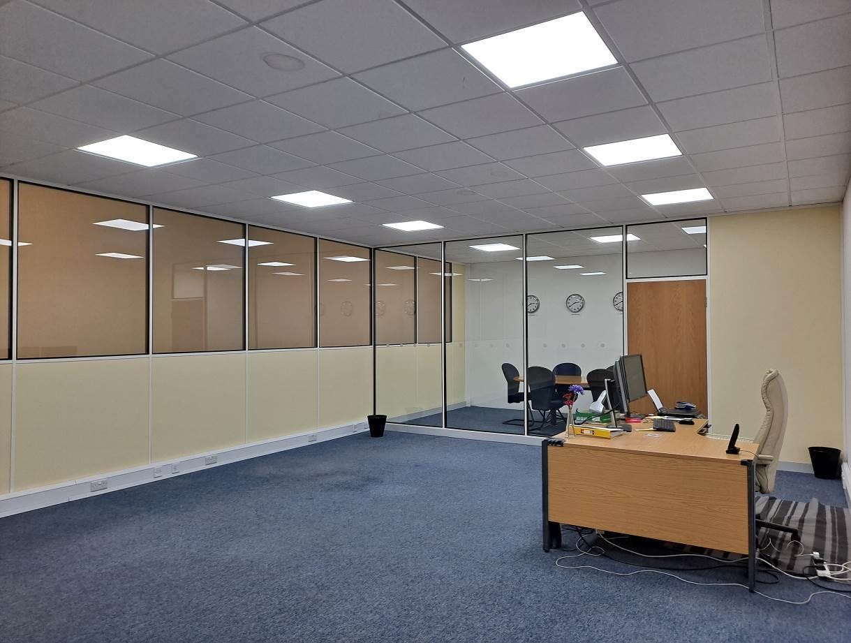 Unit 30 Chess Business Park, Chesham, Industrial To Let - Unit 30 Moor Road mezzanine main office.jpg