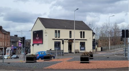 The Arthurlie Inn, 3 Main Street, Barrhead, Leisure For Sale - Image 3