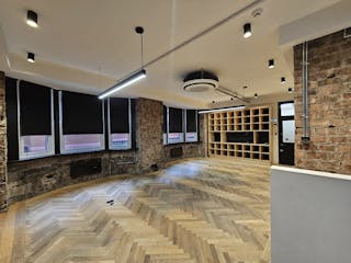 Waterloo Chambers, Glasgow, Offices To Let - 20250905_091806.jpg