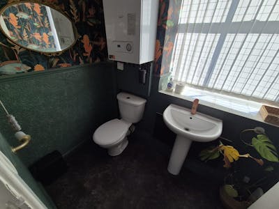 12 Market Place, Bury, Restaurant / Cafe / Retail / High Street Retail To Let - First floor W.C.