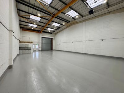 Unit 14, London, Warehouse To Let - Unit 14 Capitol Industrial Park NW9 11.jpg