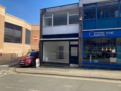 8 Union Street, Harrogate, Class E Retail / Leisure / Retail To Let - Out 1.jpg