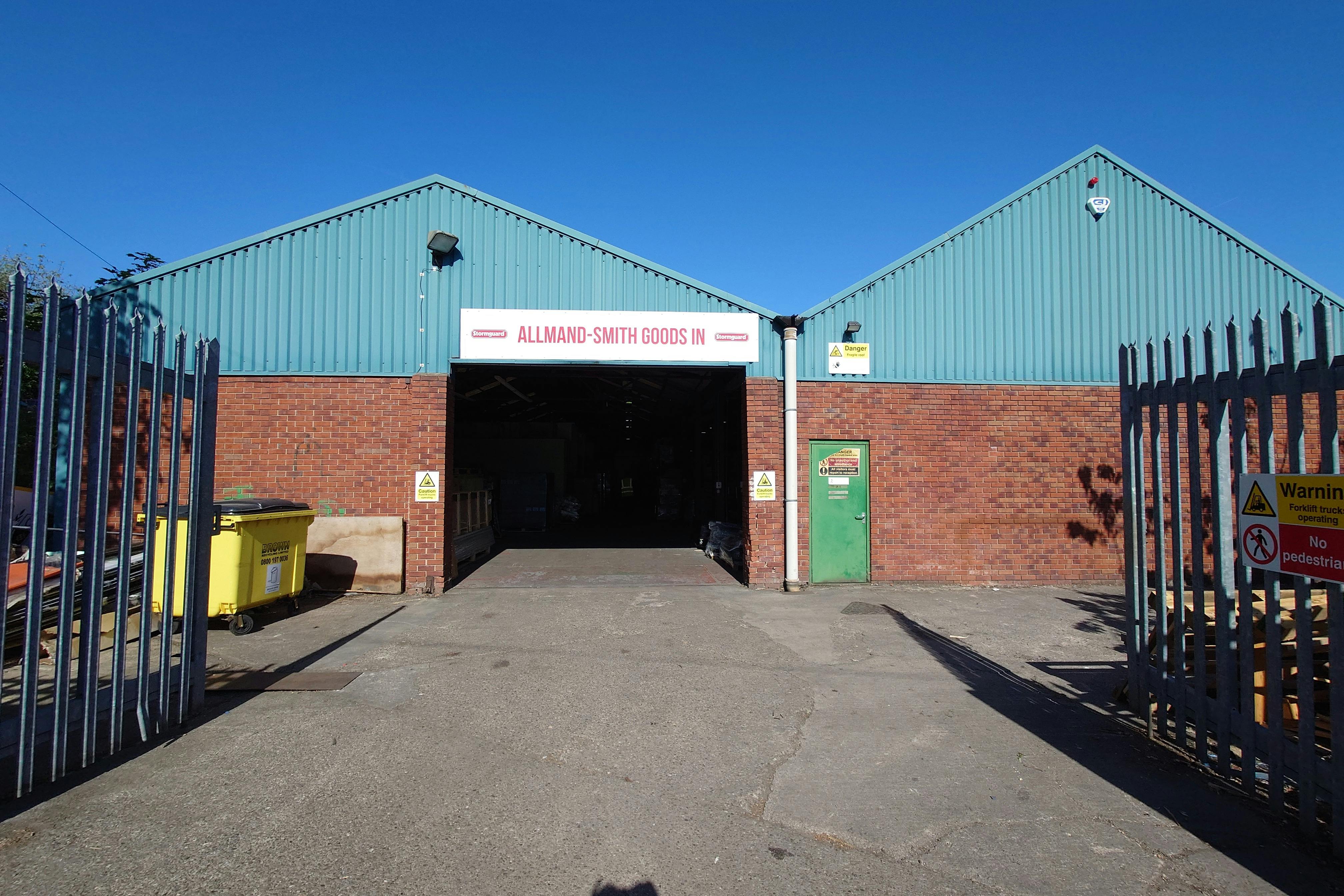 Clowes St, Macclesfield, Industrial To Let - 20250523_090102.JPG