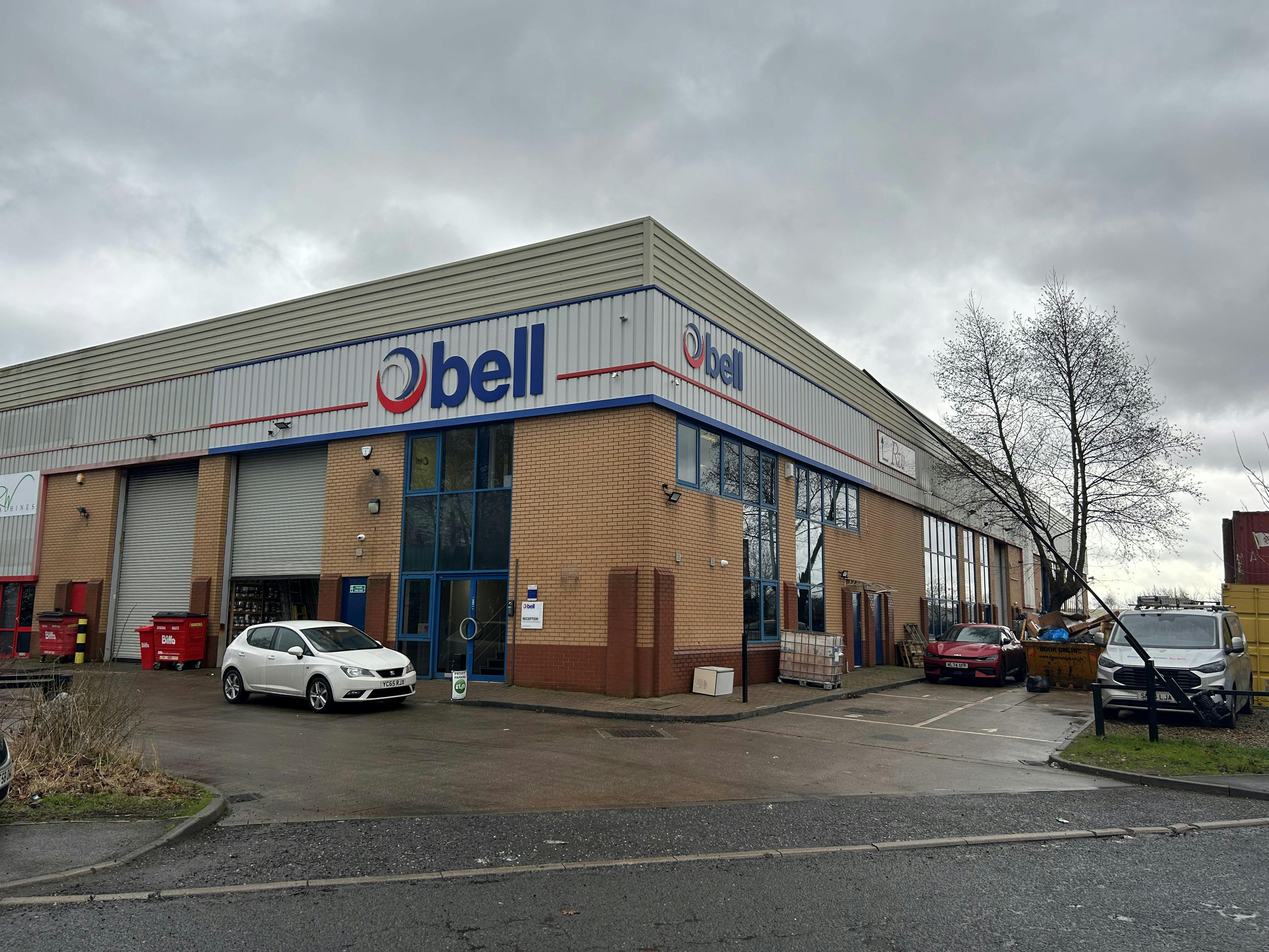 Unit E3 Nepshaw Lane South, Gildersome, Leeds, West Yorkshire, LS27 7JQ