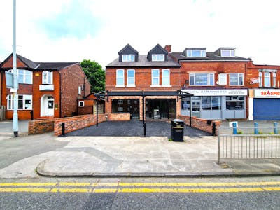 331 Wellington Road North, Stockport, Retail To Let - 20240625_124017.jpg