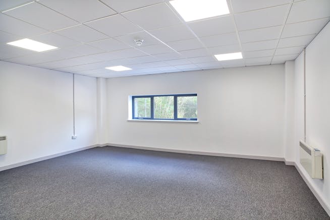 Unit 214 The Simpson Buildings, Dunsfold Park, Cranleigh, Industrial / Warehouse To Let - AWP_9148.jpg