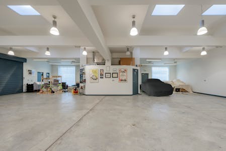 36-38 Rochester Place, London For Sale - 36@38 rochester place-CARS COVERED 2.jpg