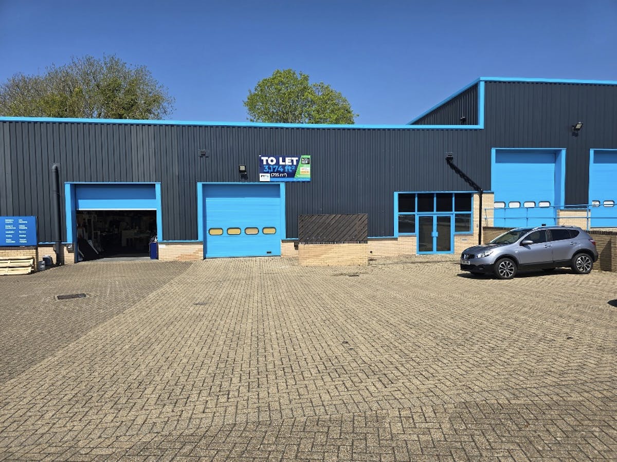 Lakesmere Road, Horndean, Waterlooville