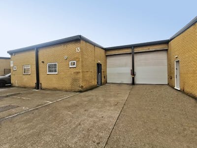 Triangle Industrial Estate, Enterprise Way & Fortune Way, London, Industrial/Logistics To Let - IMG_20230330_1054131.jpg
