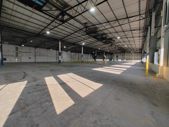 South Warehouse & East Wing, Titan, Park Royal, Industrial / Warehouse To Let - IMG_20240116_123829882.jpg