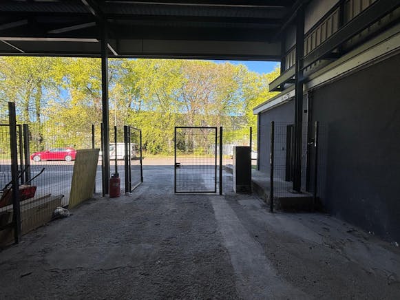1 Burley Place, Burley Business Park, East Kilbride, Industrial To Let - PHOTO-2026-04-30-16-06-49[46].jpg