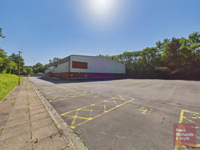Ty Brwydran House, Swansea, Industrial / Warehouse To Let - CAM03725G0-PR0094-STILL003.jpg