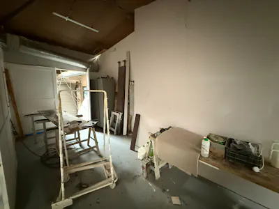 Unit 10, Romford, Industrial To Let - WhatsApp Image 2026-08-28 at 08.28.55 (1).jpeg