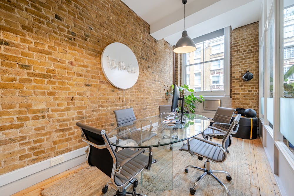 Unit F2, First Floor, 17 Willow Street - 137232011690a7edc83ee6.jpg