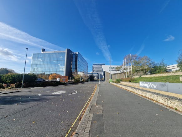Network House, Basing View, Basingstoke, Office To Let - 20251027_104002.jpg