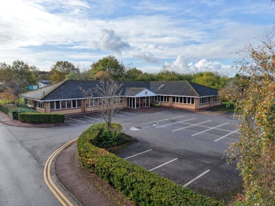 Hampton Court, Manor Park Avenue, Runcorn, Office To Let - DJI_20251022110644_0384_D copie.jpg