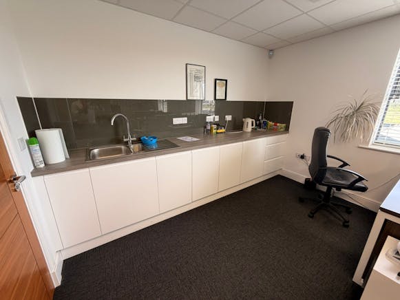Cherry Orchard House, Rochford, Office To Let - 2c19cd20-49d6-44aa-89db-23048879a688.JPG