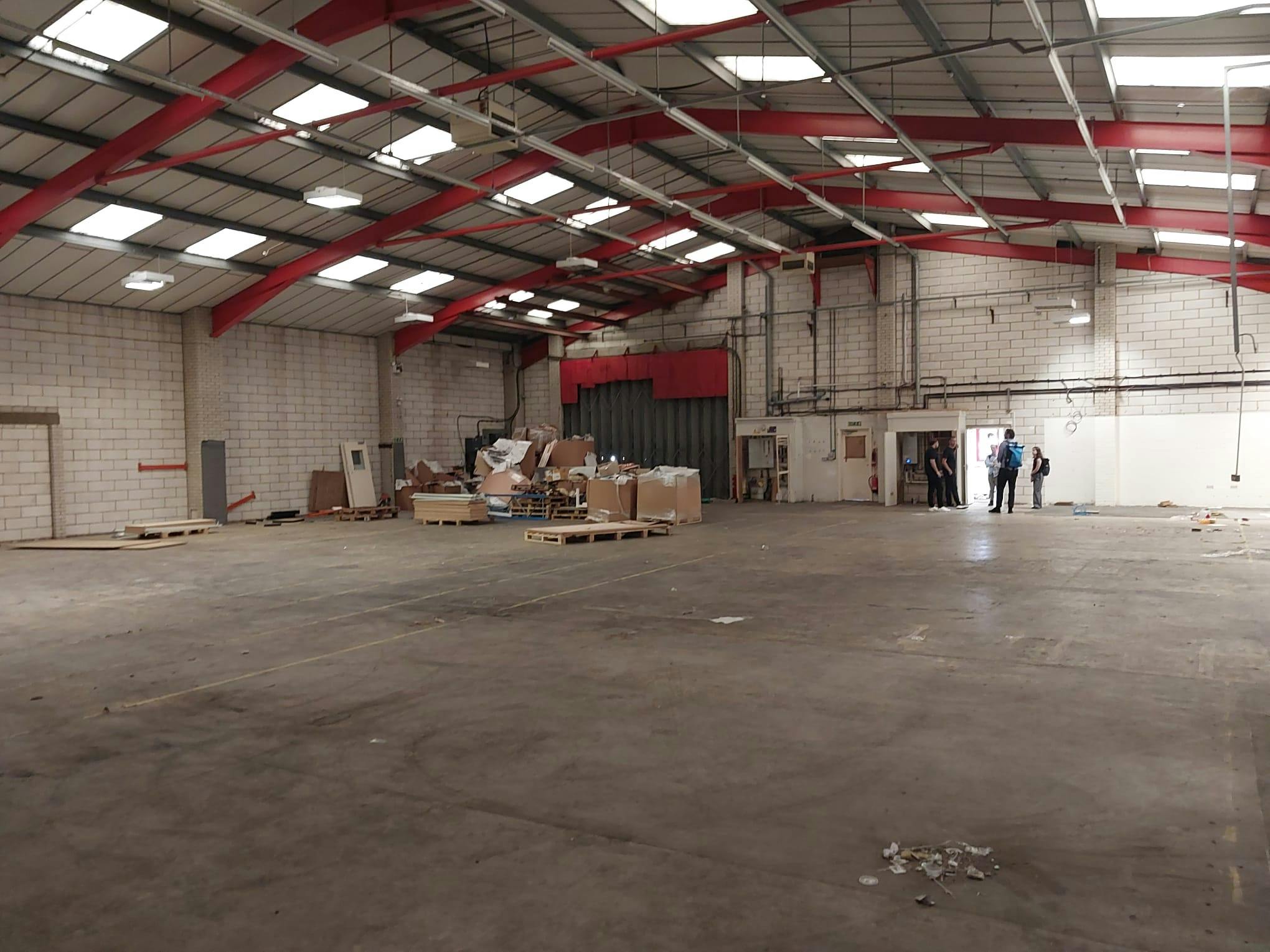 Units 3 & 4, Bracknell Business Centre, Bracknell, Industrial To Let - IMG20250618WA0001.jpg
