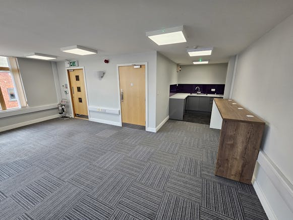 Suite 4, 9-10 The Tything, Worcester, Office To Let - Image 6