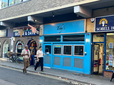 Dartington House, Unit 3, Oxford, Bar / Club / Retail To Let - Dartington 4.jpeg