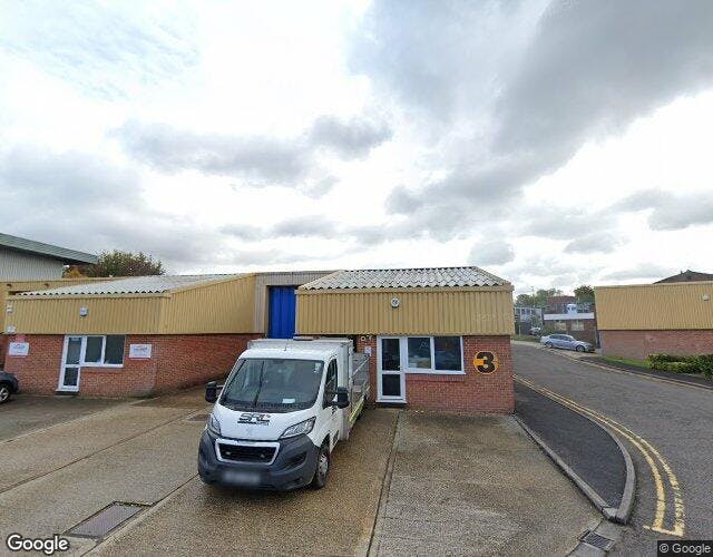 Unit 3, Lennox Industrial Mall, Lennox Road, Basingstoke, Warehouse