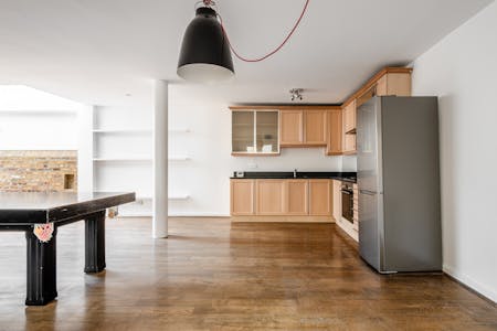 28 Woodseer Street, London, Residential To Let - Woodseer St 28 F3 - 26.jpg