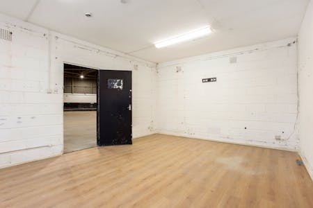 Latif House, First Way, London, Industrial To Let - Unit 4 Latif House First Way Wembley14860152_low.jpg