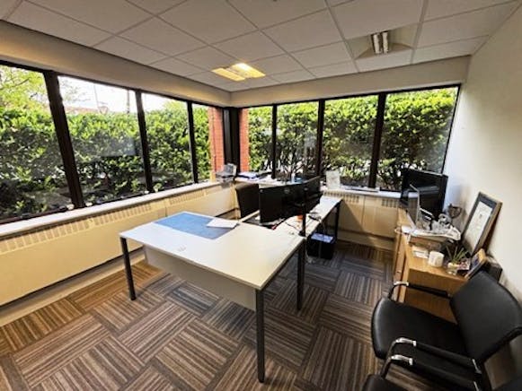 Clifton House (Ground Floor), Bunnian Place, Basingstoke, Office To Let - CHPicture4 - 20 04 2026.jpg